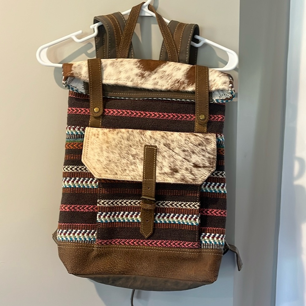 Myra backpack